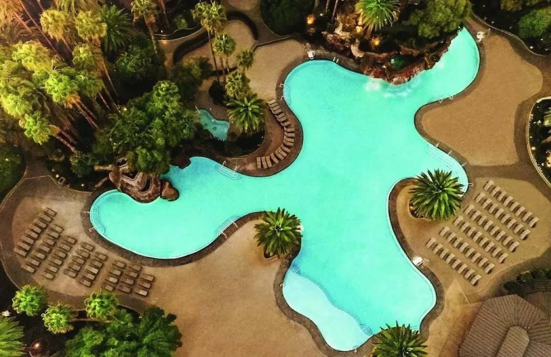 The Mirage Hotel & Casino By Suiteness-1